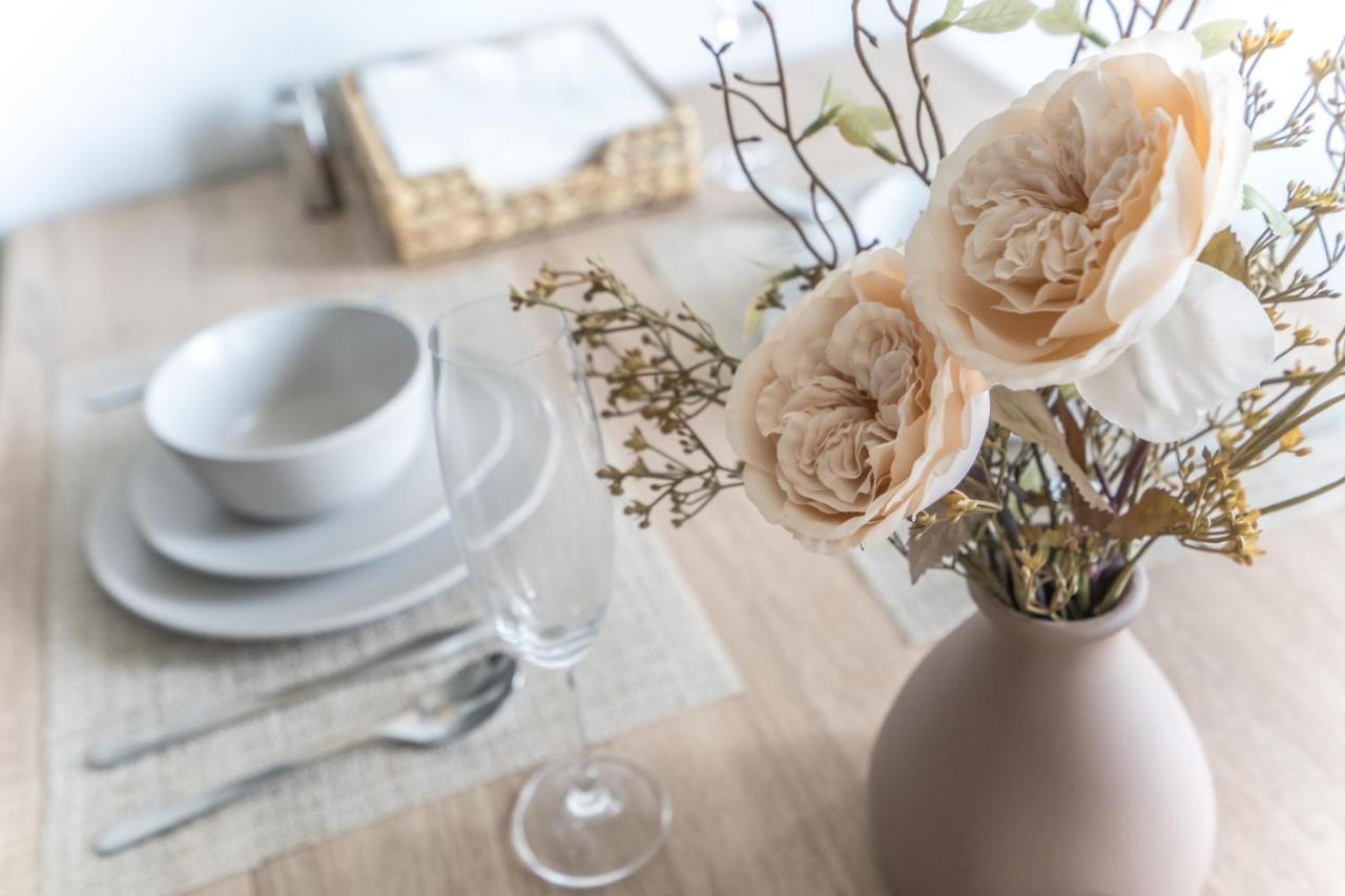 Apartamento Higuests - Artistic Waterfront Apt, Perfect For Lovers *
