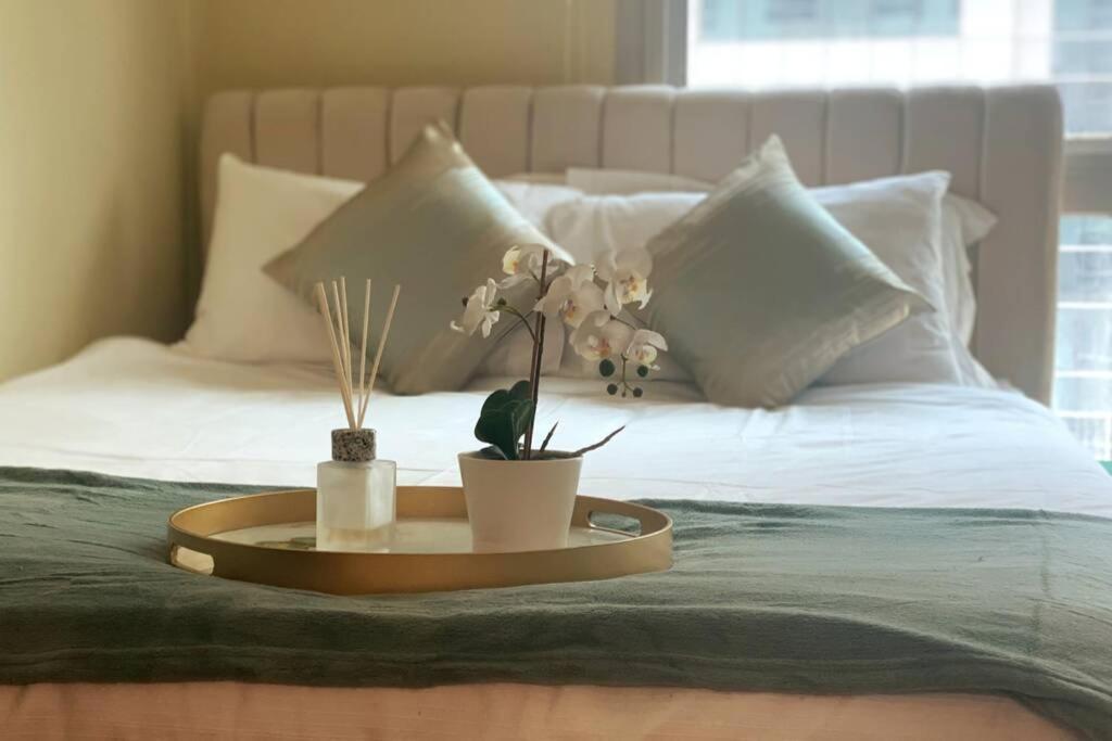 Luxury Studio In Marina -home Away From Home! Apartamento Dubai