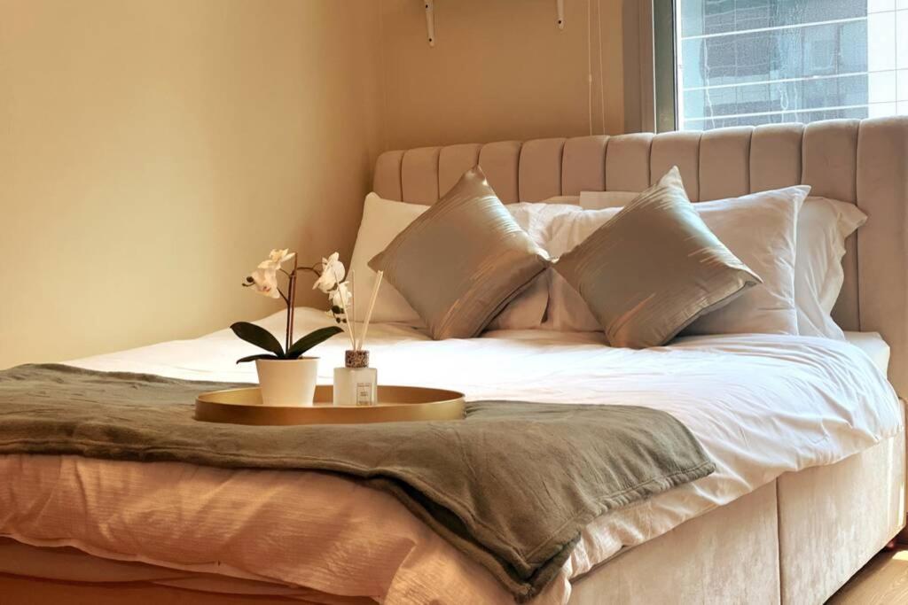 Luxury Studio In Marina -home Away From Home! Apartamento
