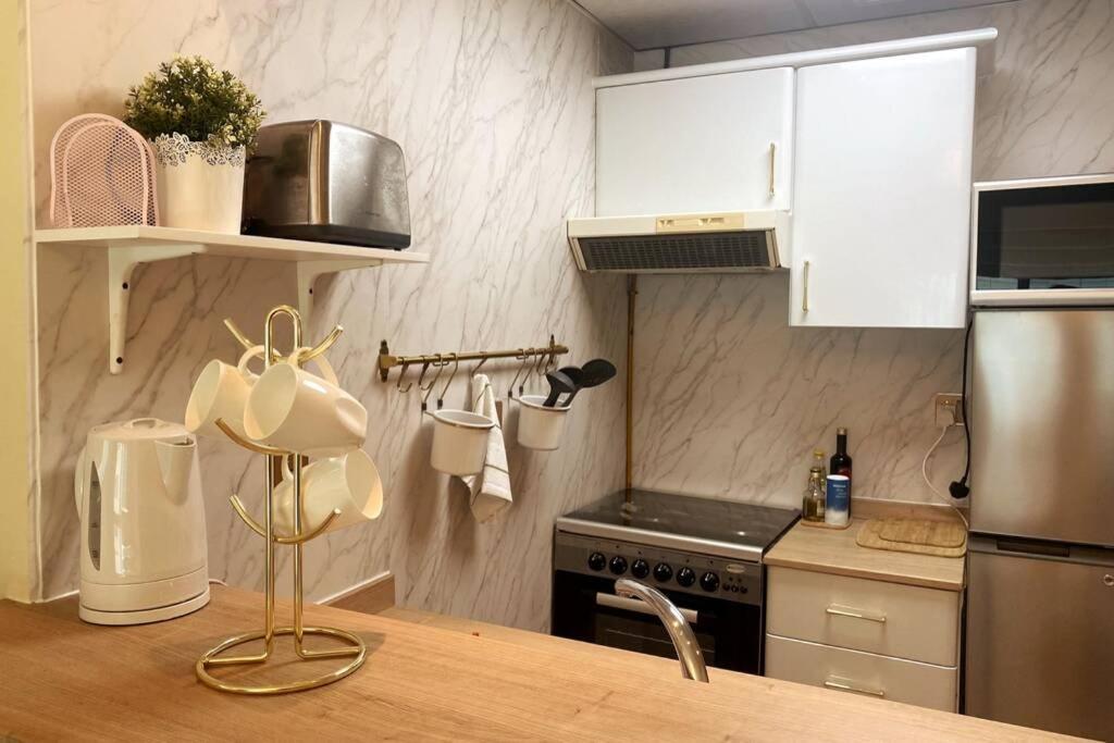 Luxury Studio In Marina -home Away From Home! Apartamento *