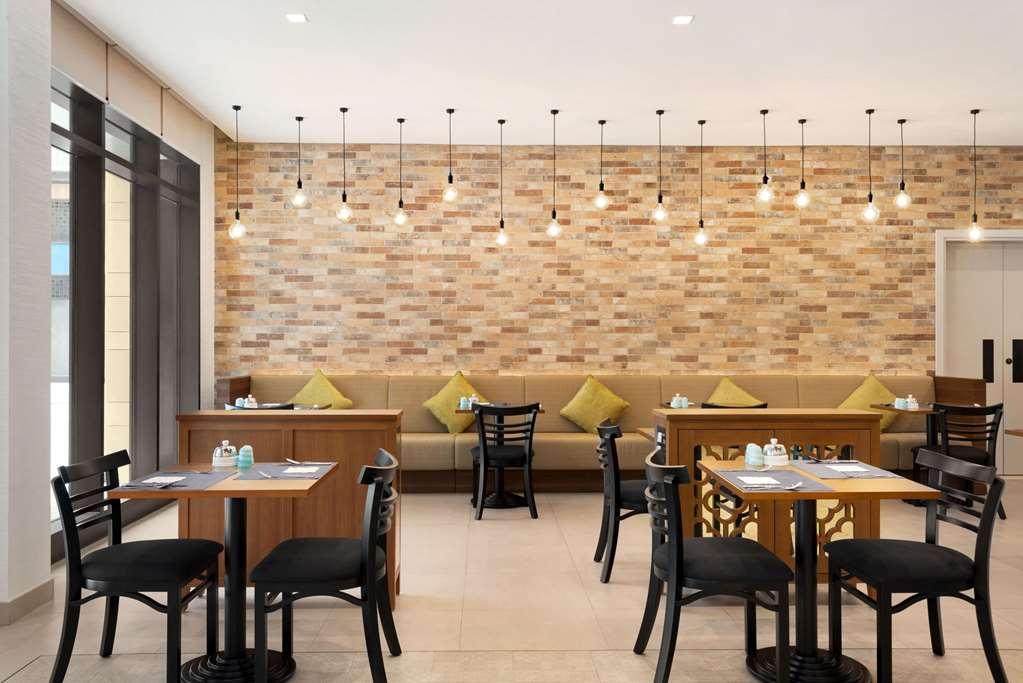 Hotel Super 8 Deira *