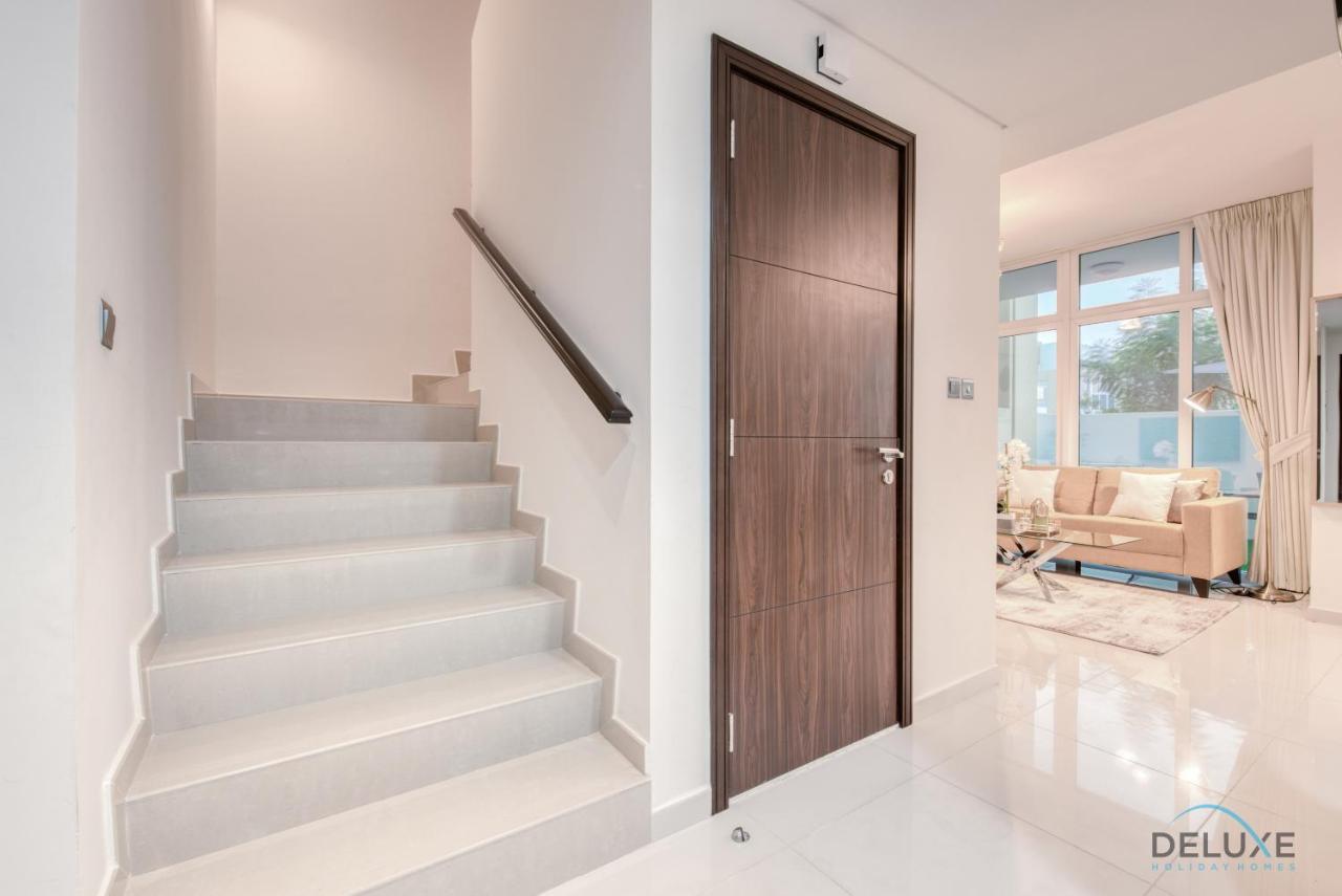 Apartamento Delightful 3br Townhouse At Damac Hills 2 Dubailand By Deluxe Homes