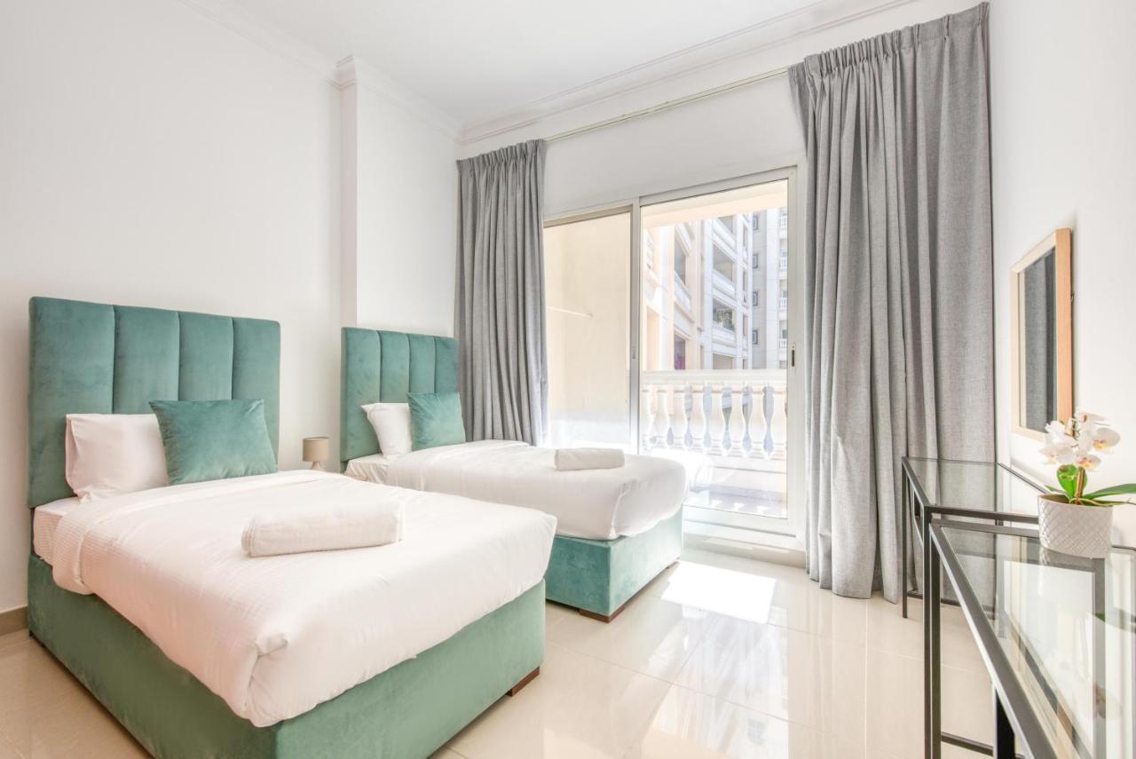 Pool View 2 Bedrooms At Plaza Residences Apartamento