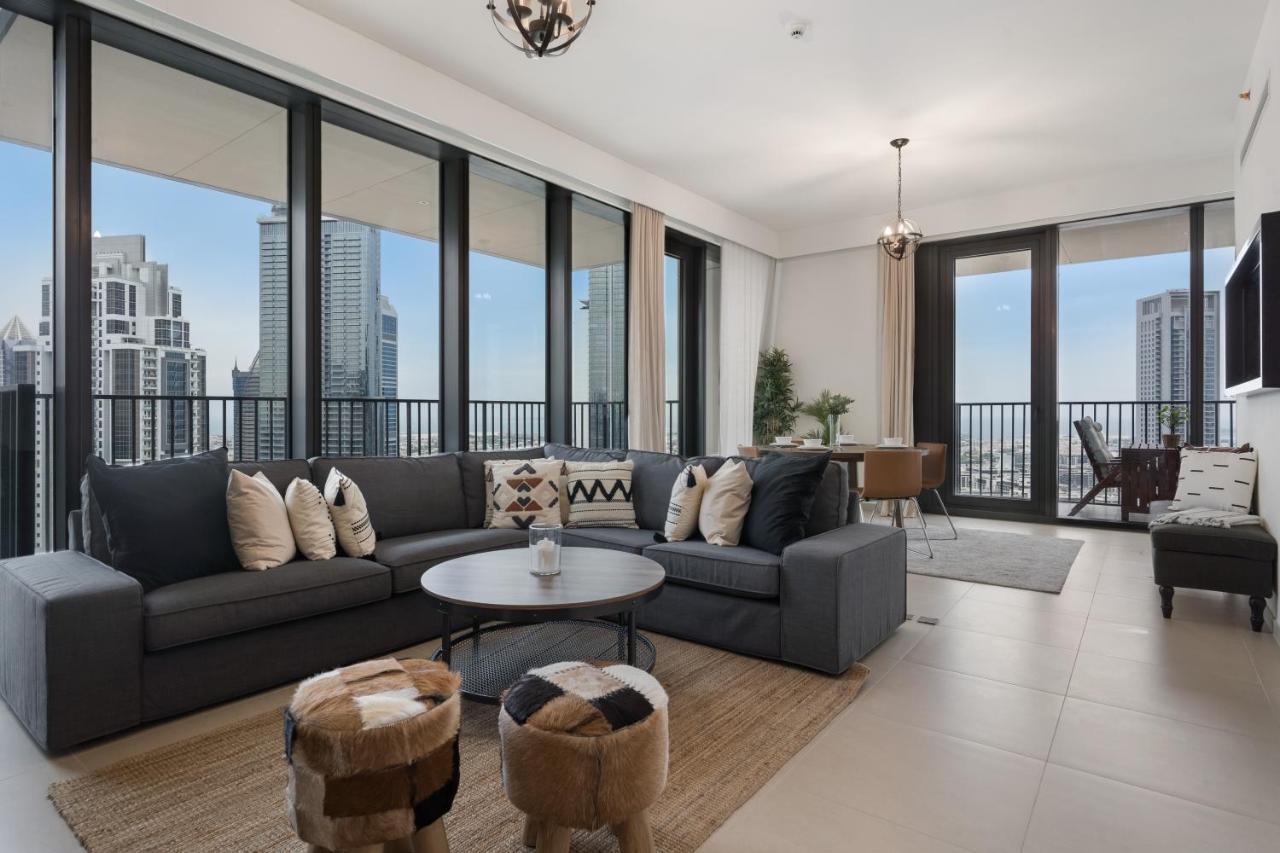 Apartamento Breathtaking Views From Dt With Terrace Dubái