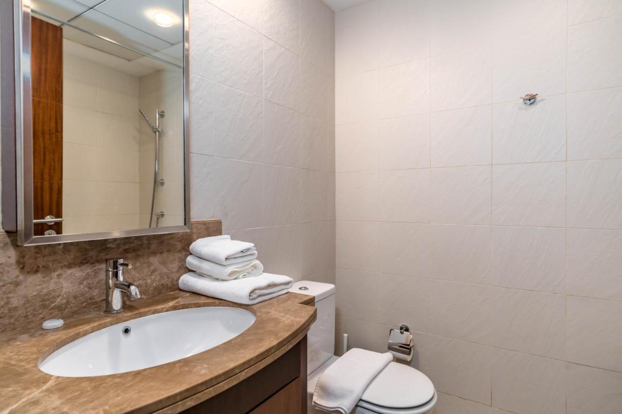 Luxbnb Standpoint Tower Blvd Views Dubai