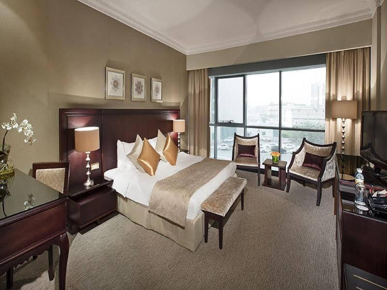Hotel Seasons Dubái
