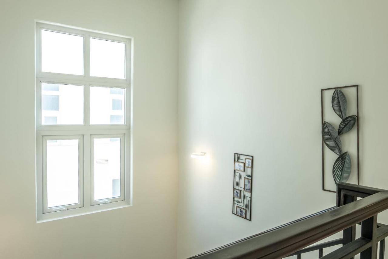 Villa Hot Price 3br With Private Patio At Damac Hills 2