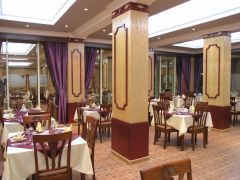 Sadaf Hotell