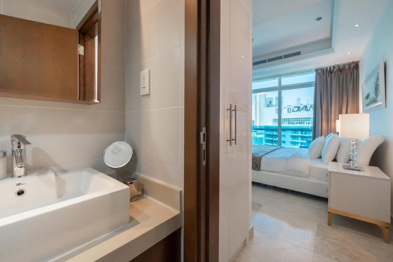 Higuests - Spacious 1br In Marina With Amazing Views * Dubái