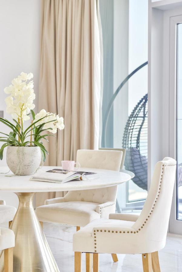 Apartemen Contemporary And Spacious 2 Bedroom In Bluewaters Island
