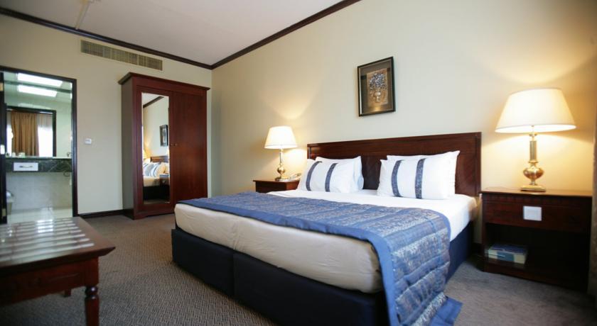 J5 Bur Hotel 3*