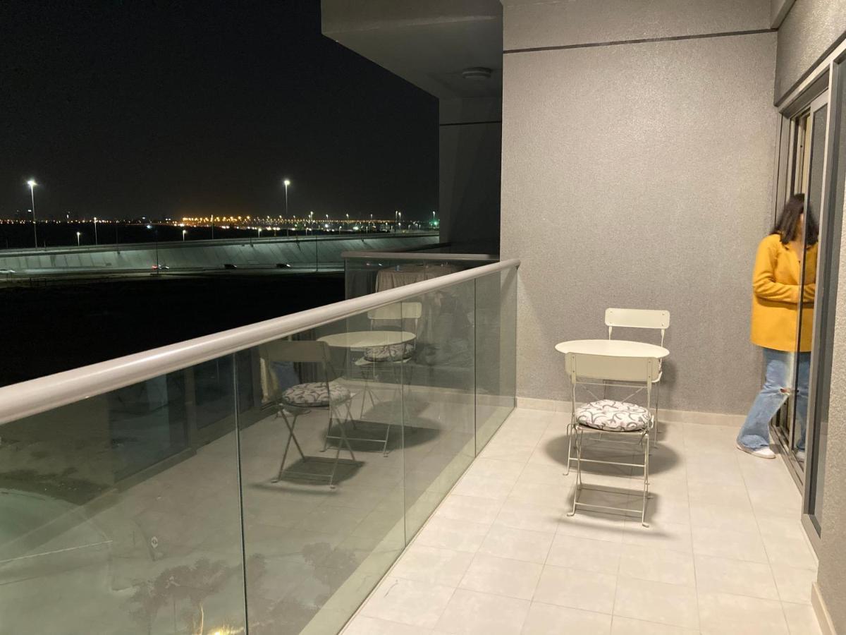 Lejlighed Cozy 1-bedroom In South With Pool Dubai