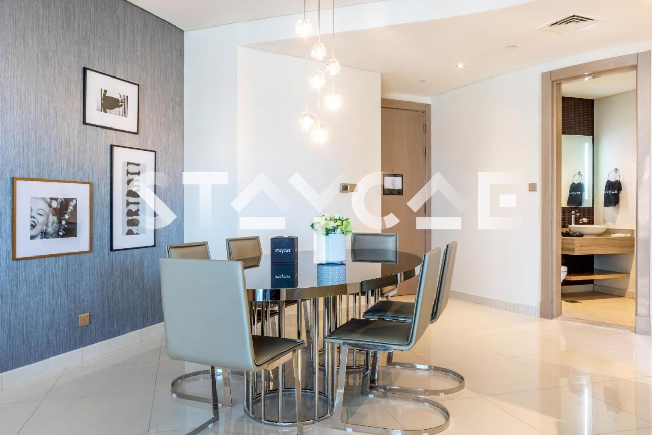 Staycae Paramount Towers *