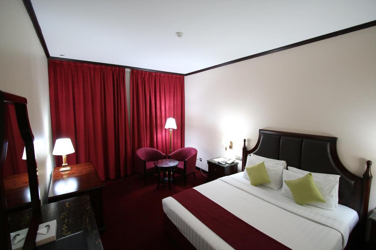 Grand Mayfair 3* Dubái