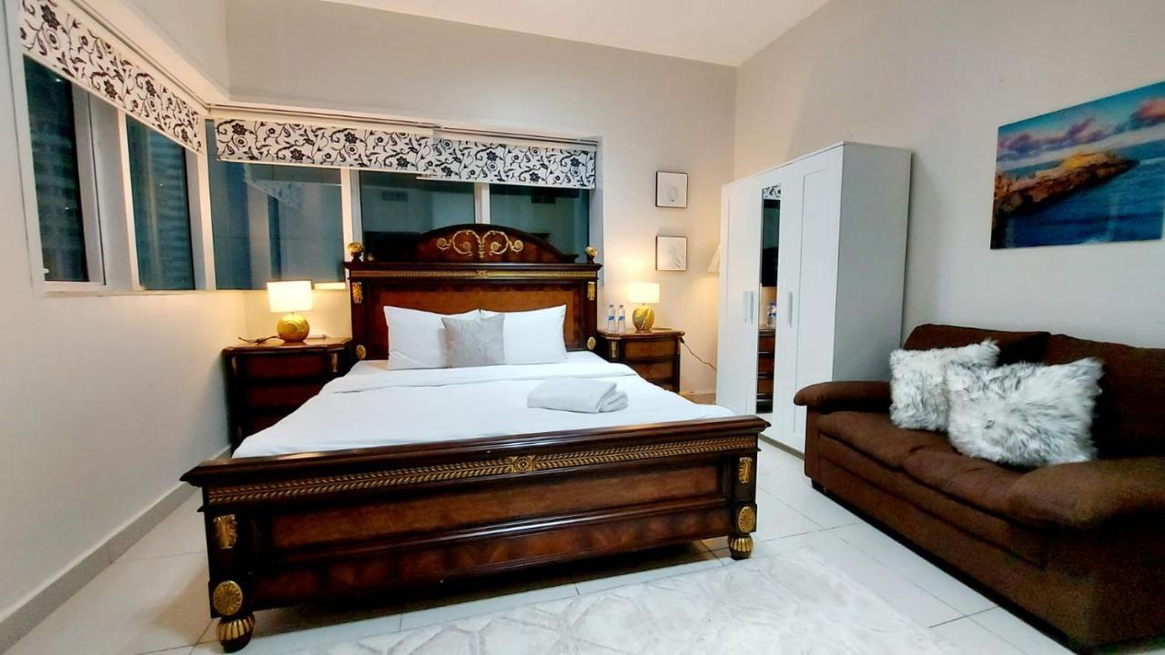 Gasthof Private In 3 Bedroom Skynest Homes Marina Pinnacle