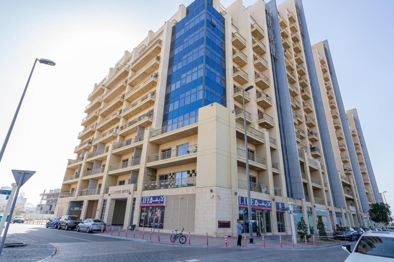 Higuests - Luxurious 1br With Balcony In Jvc Dubái