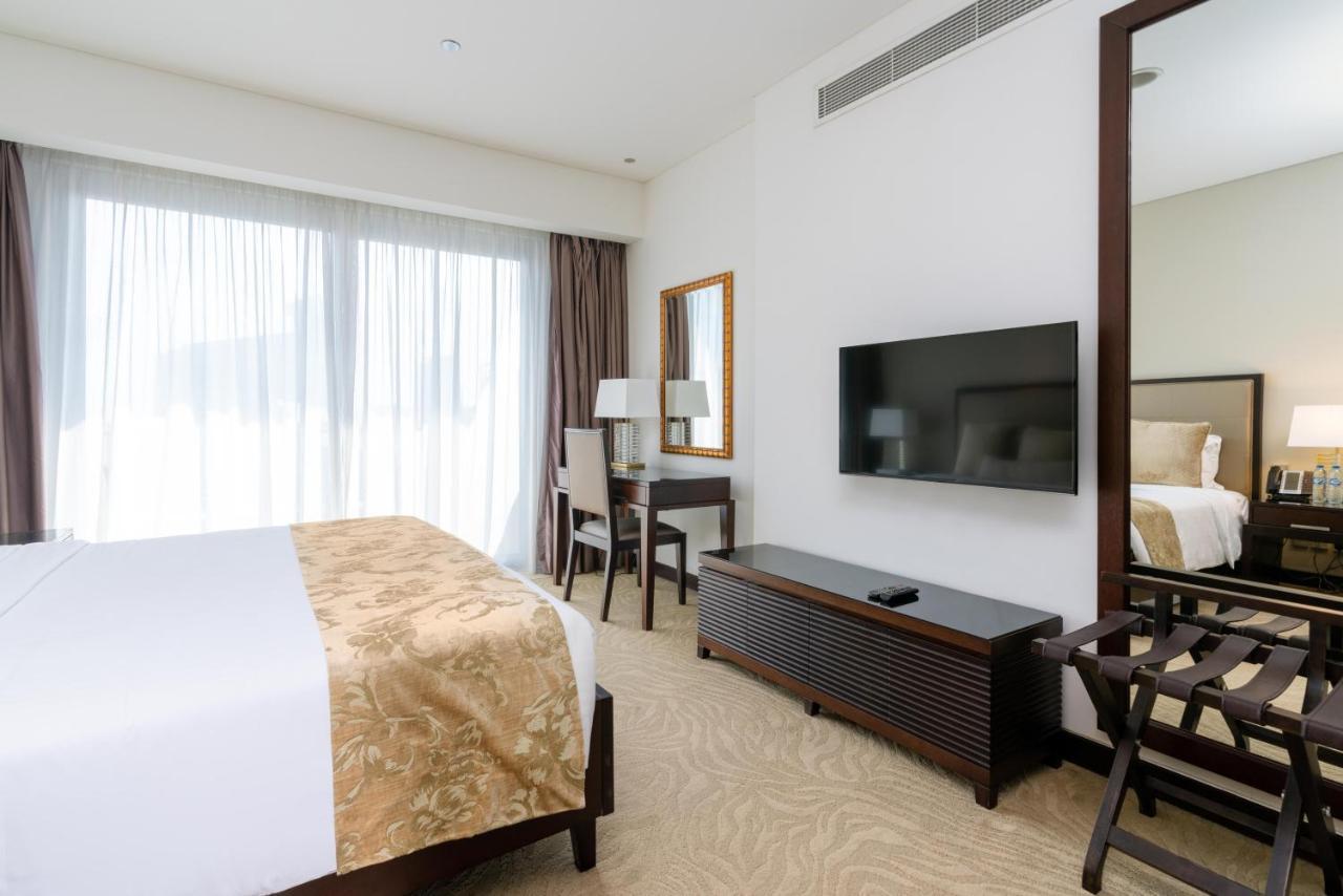 Homes By Al Ghurair - Emaar Marina Former Address Marina Residence- Apartamento *