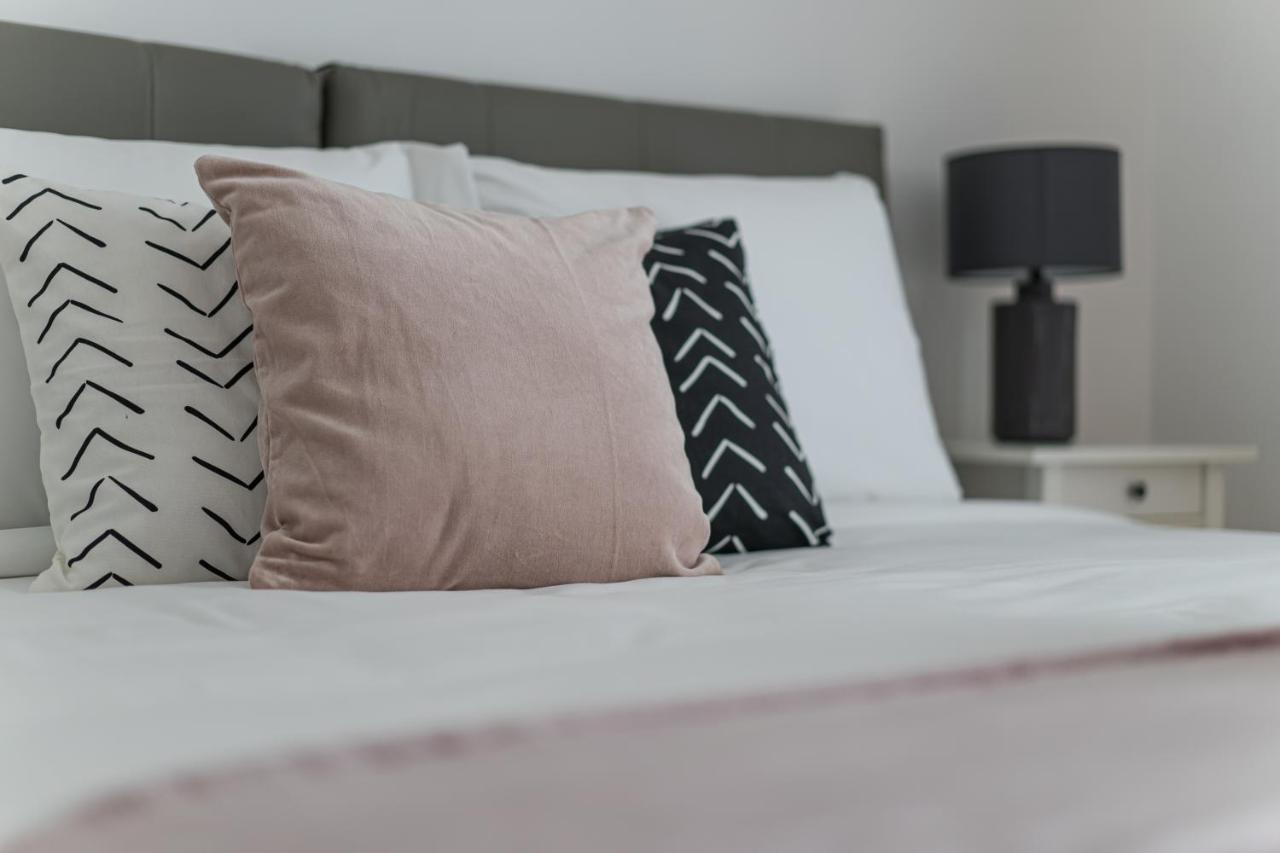 Higuests - Stylish In Jbr Steps From The Dubai