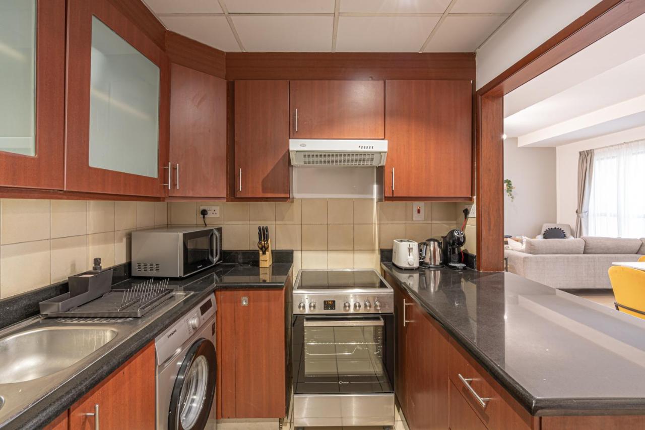 Appartement Higuests - Stylish In Jbr Steps From The *