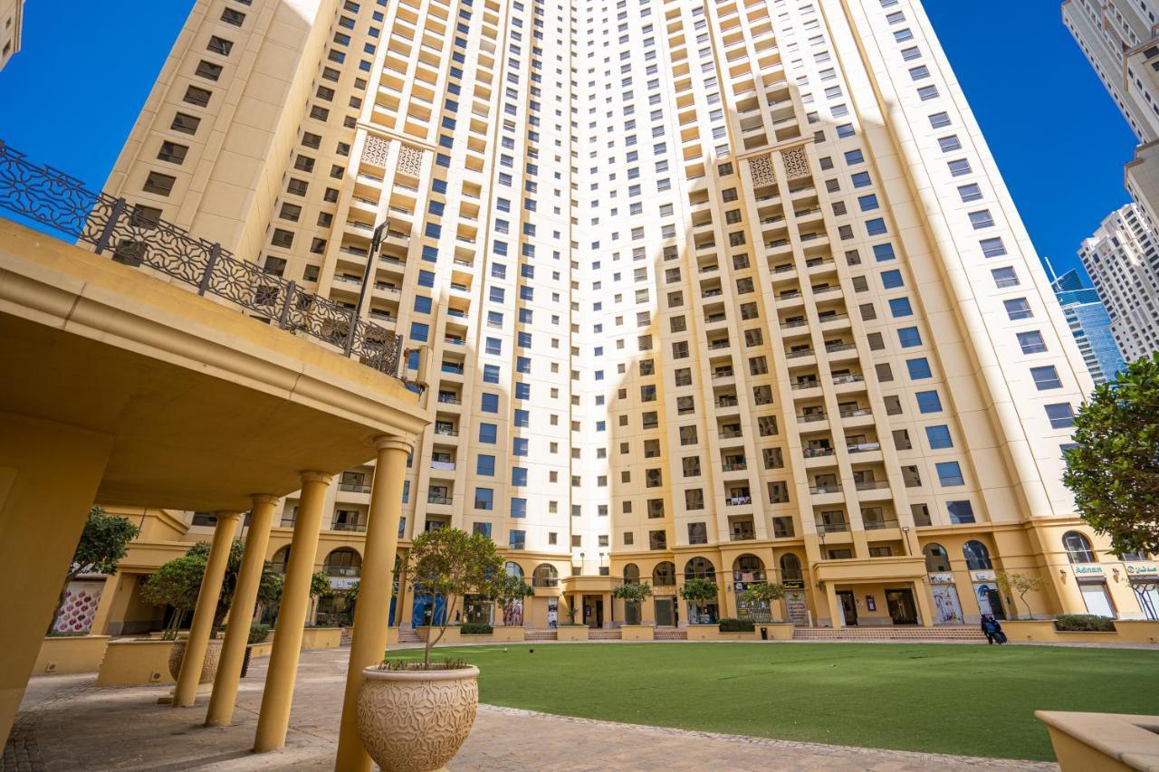 Higuests - Stylish In Jbr Steps From The Appartement