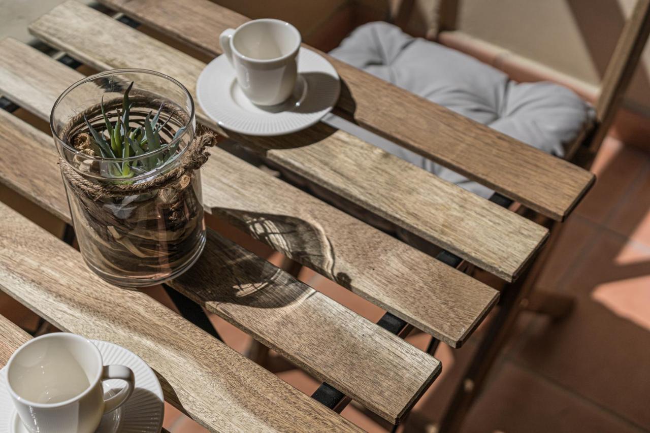 Higuests - Stylish In Jbr Steps From The * Dubai