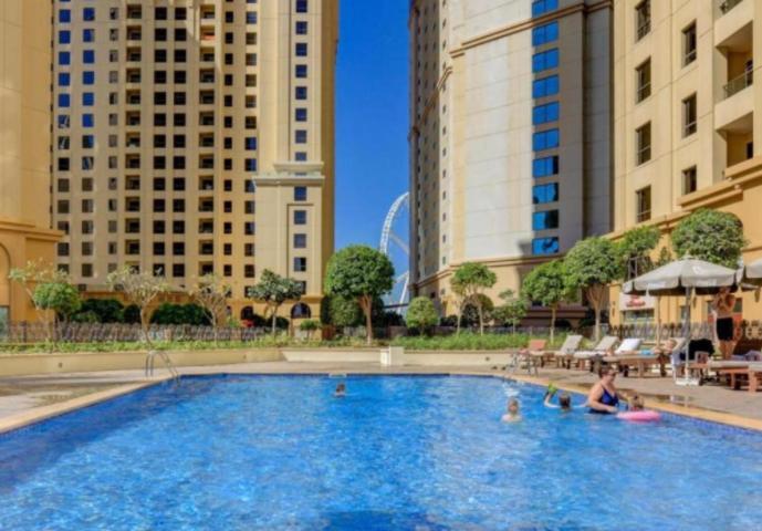Appartement Higuests - Stylish In Jbr Steps From The