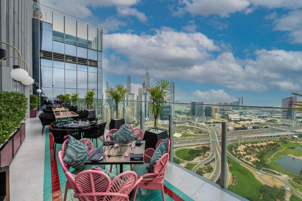Hotel Taj Jumeirah Lakes Towers Dubai