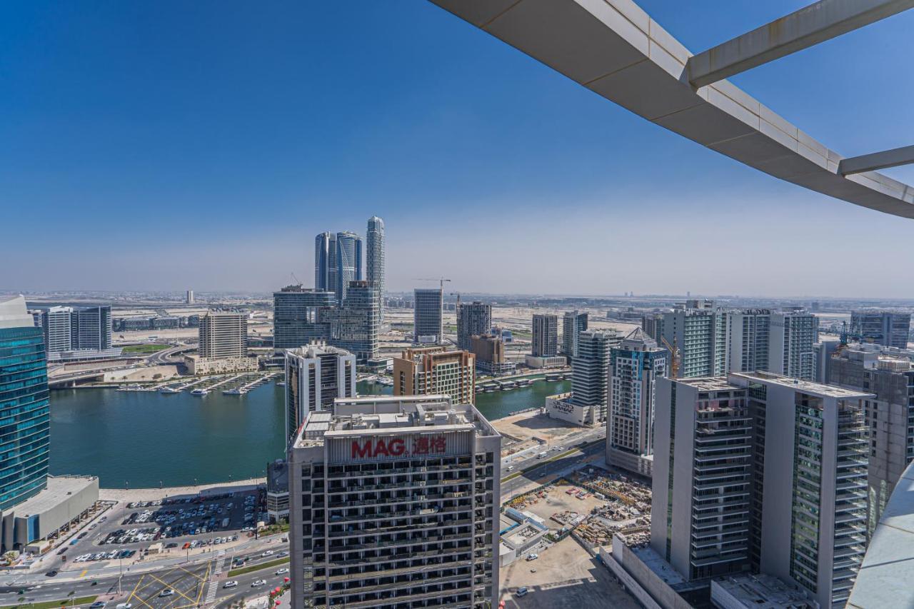 Higuests - Spacious With Views Near Mall Dubai