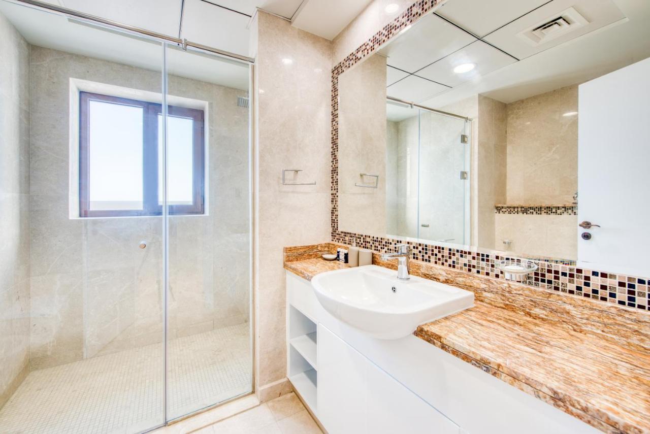 Maison Privee - Luxury Palm Penthouse With Beach & Sea View Dubai