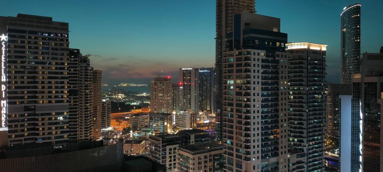 Cozy 1 Bedroom For A Large Family Minimum 5 Night * Dubaï