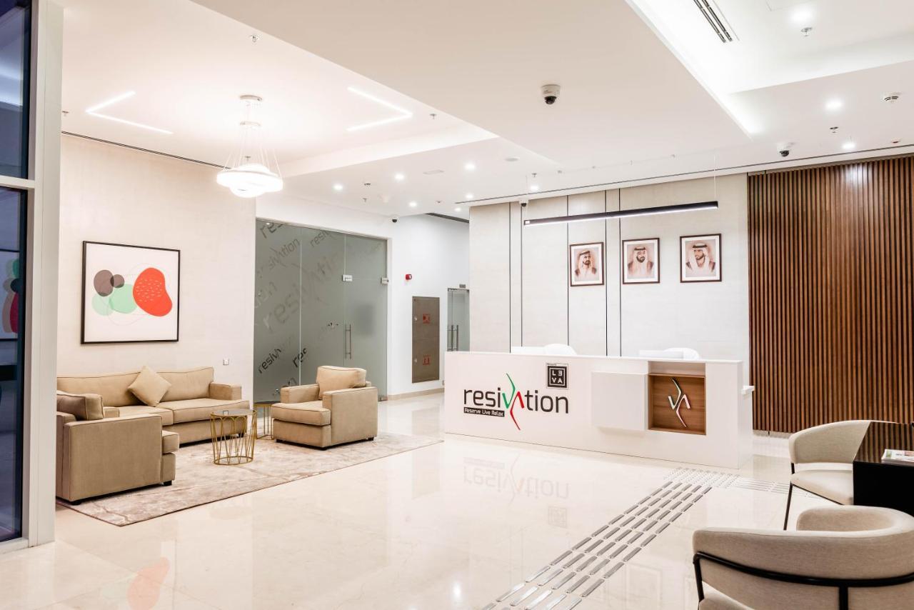 Hotel Resivation
