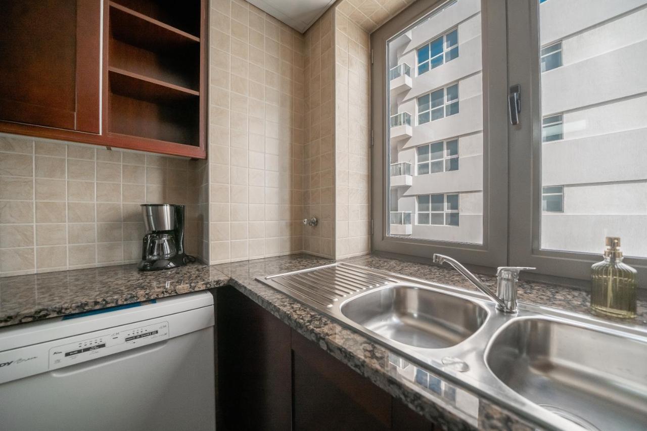 Apartment Higuests - Burj Al Nahda Dubai