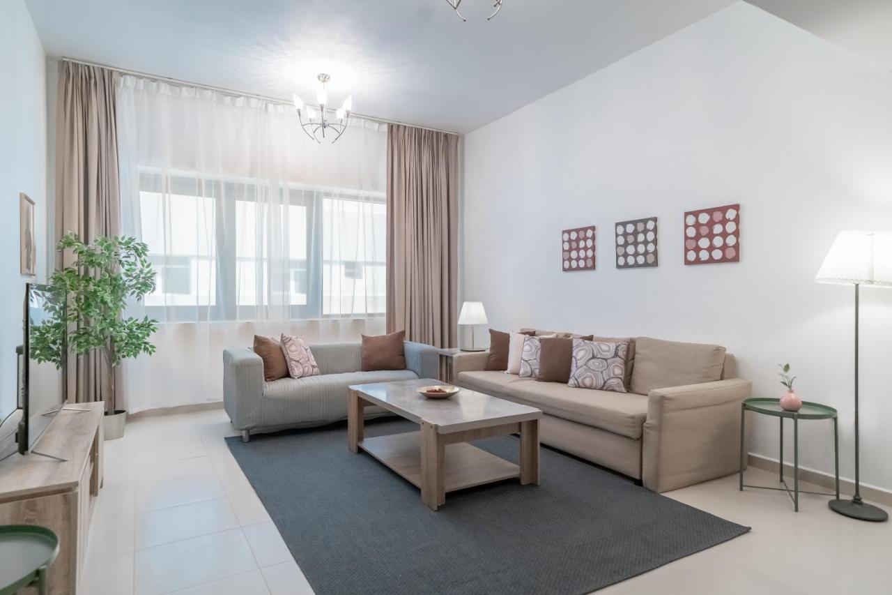 Higuests - Burj Al Nahda Apartment *