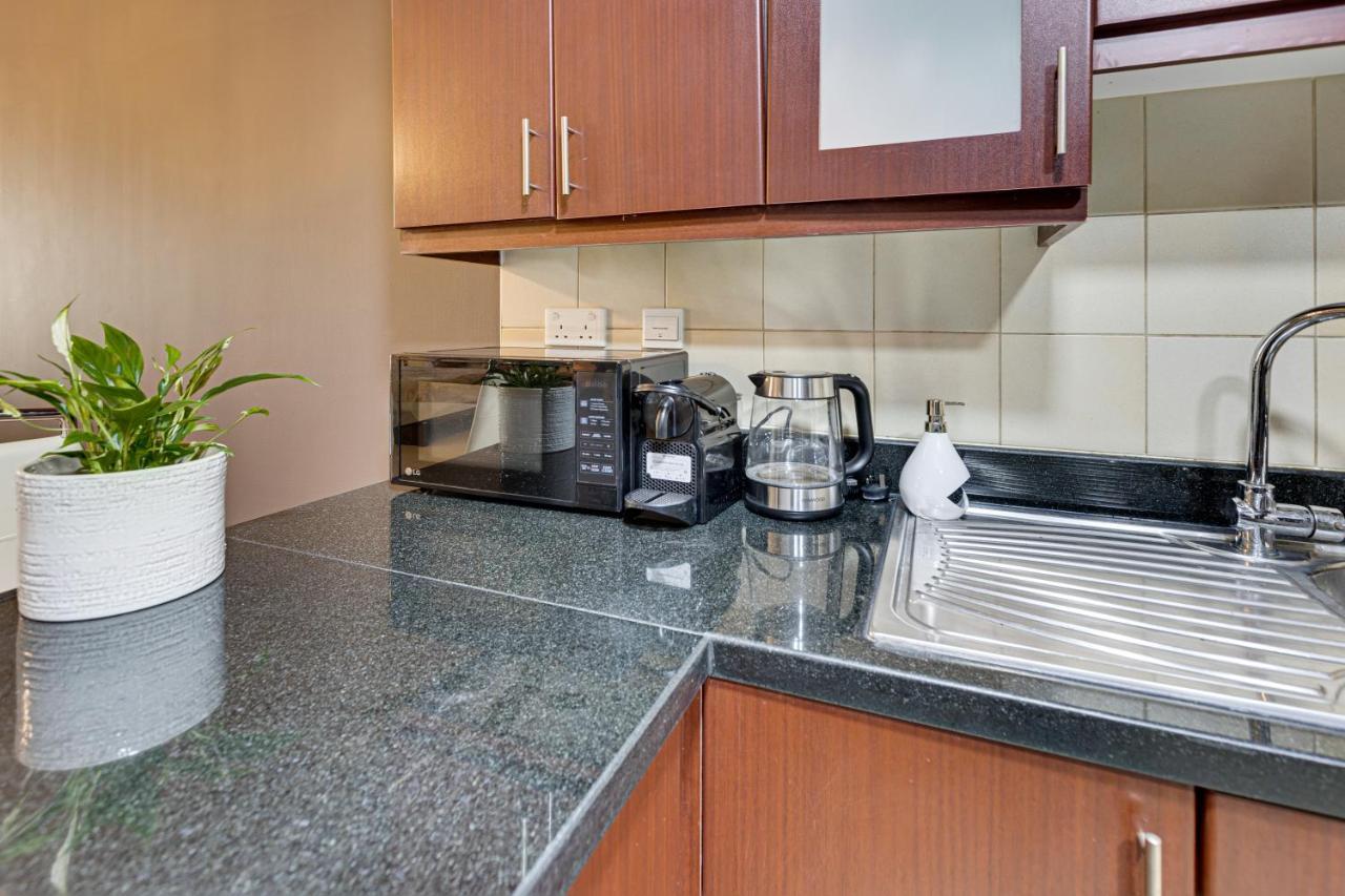 Entire Serviced Studio Jbr Sea View Balcony *