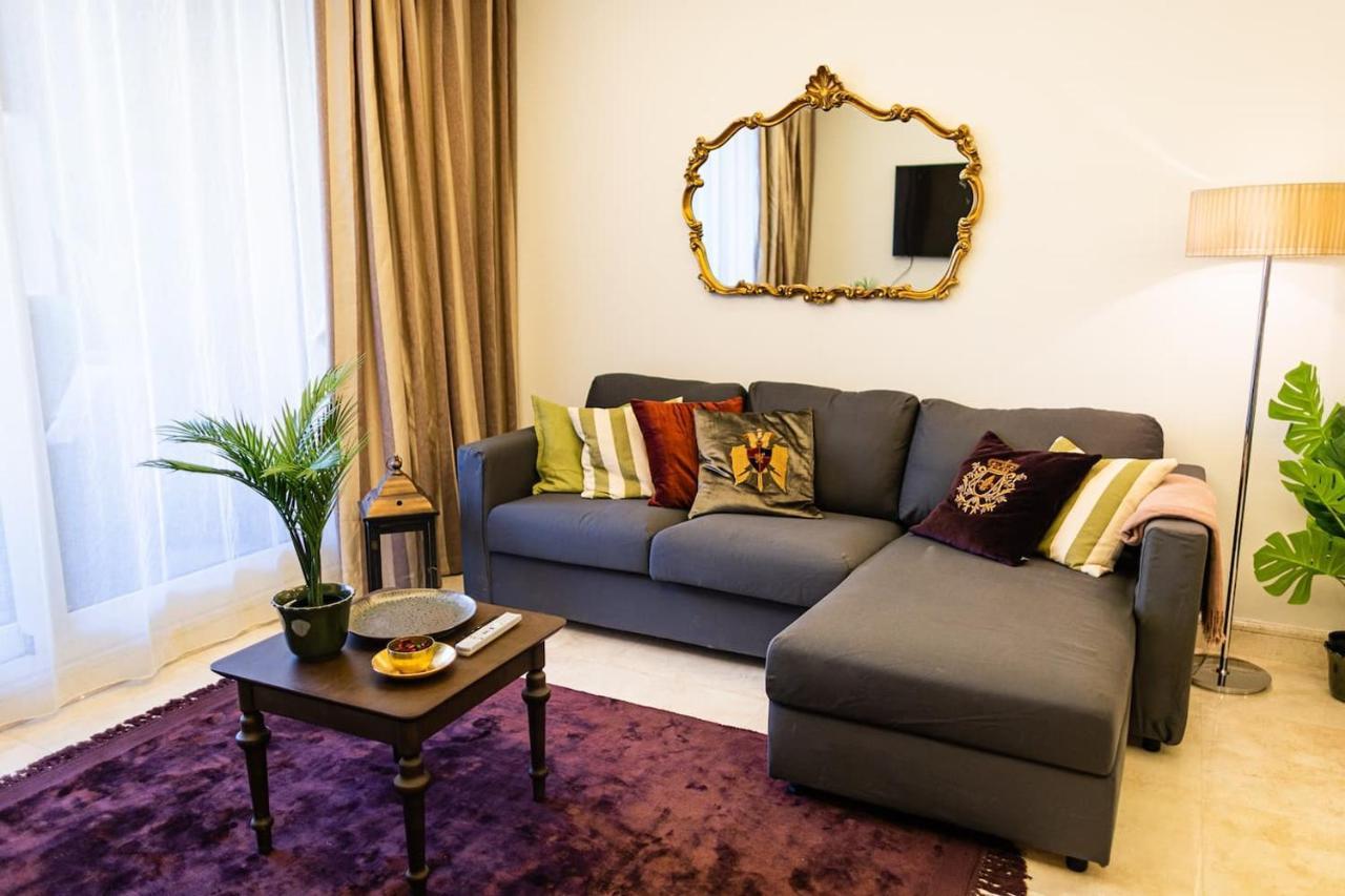 Palm Jumeirah Grandeur Residences, Private Pool & Dubai