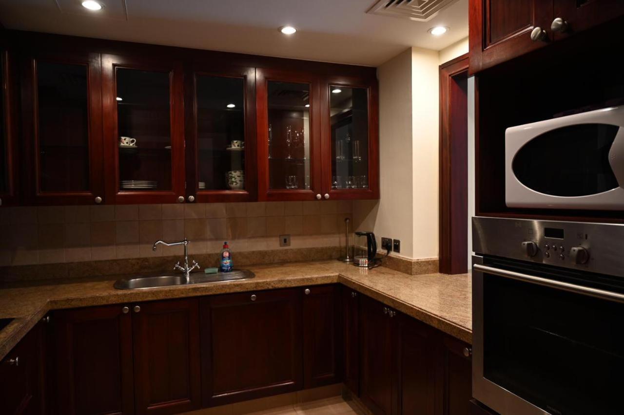 Burj Khalifa View, Birds Chirping, Cozy And Stylish Apartamento Dubai