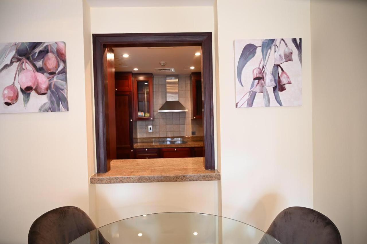 Burj Khalifa View, Birds Chirping, Cozy And Stylish Apartamento Dubai