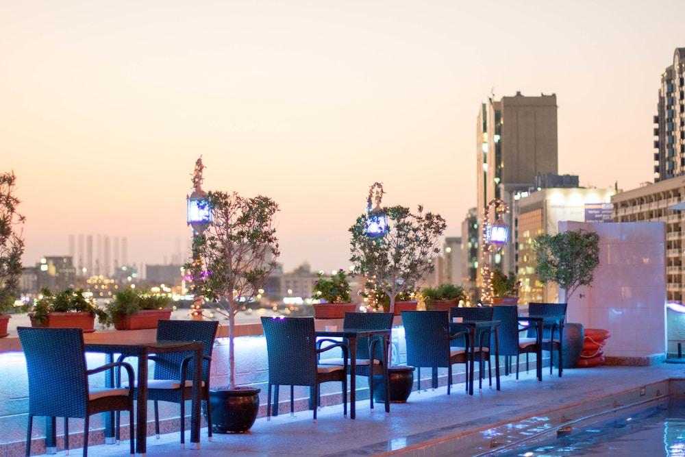 Hotel Carlton Tower Dubai