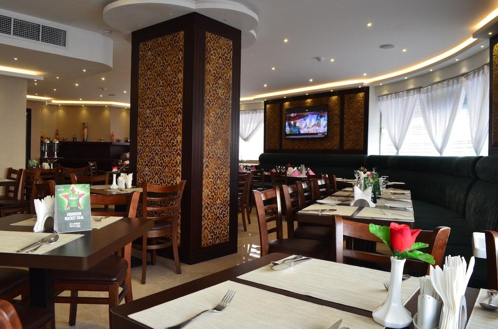 Nihal Hotel 3*