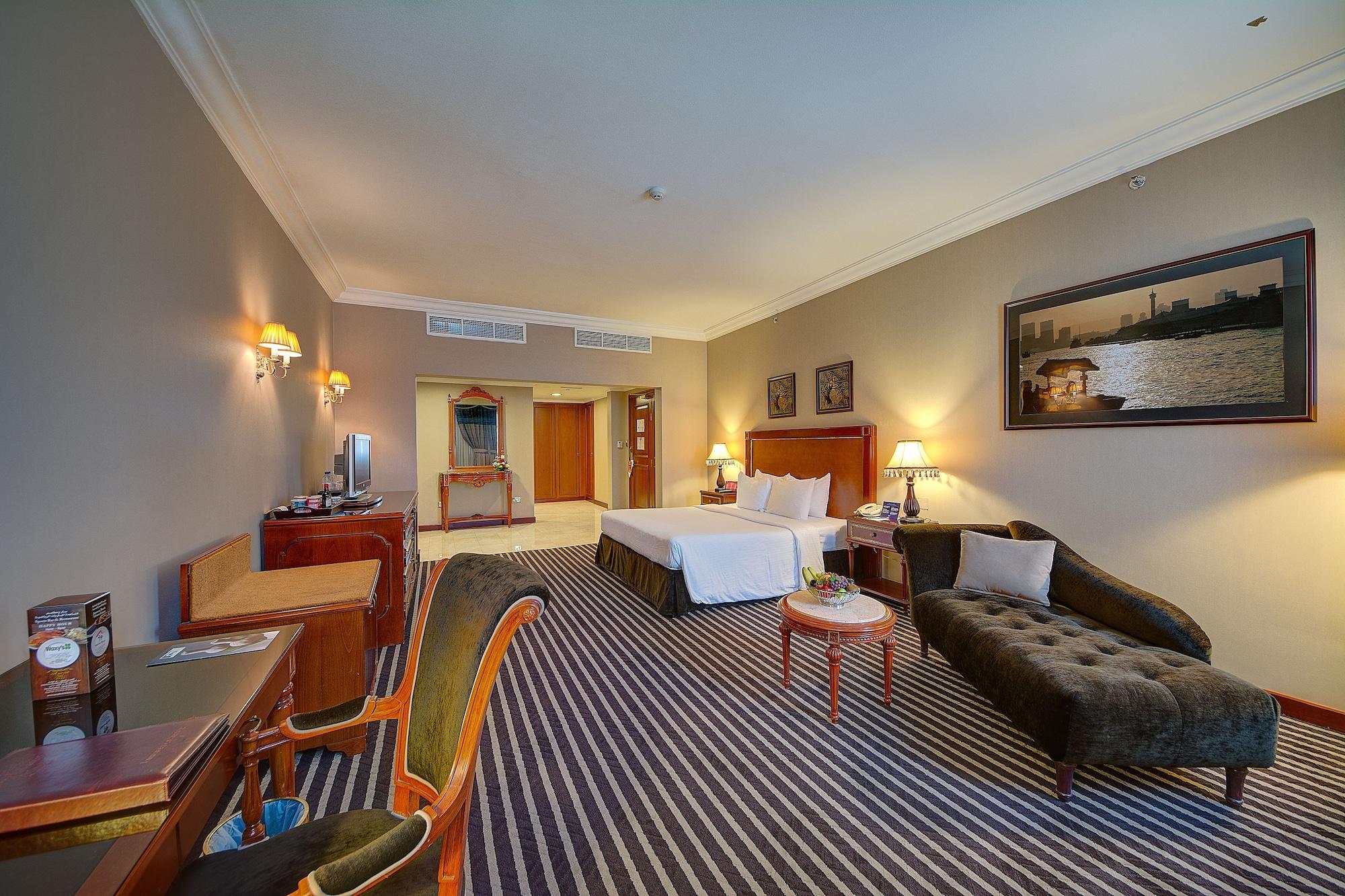Royal Ascot Hotel Dubái