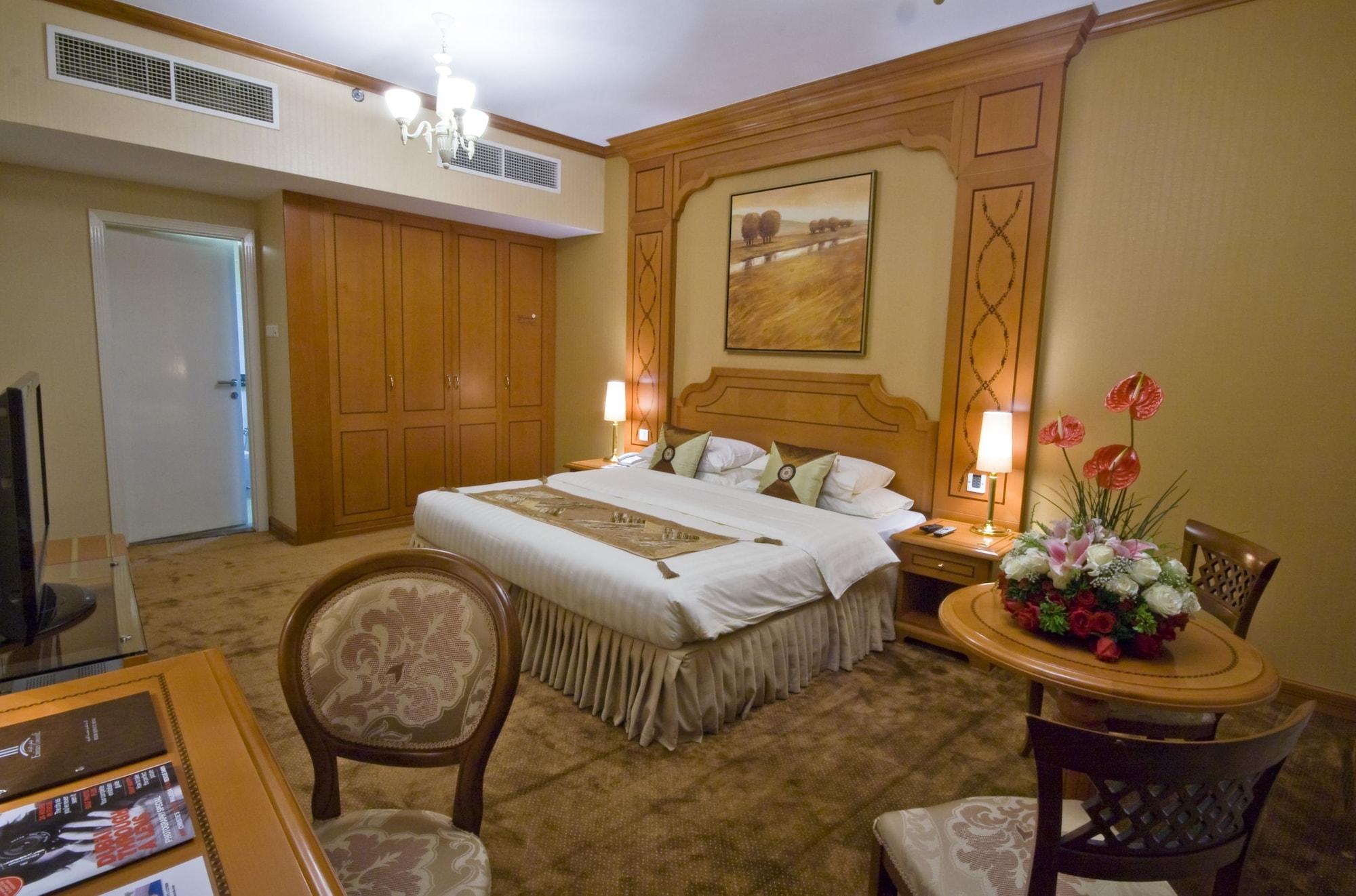 Emirates Concorde Hotel&residencia 4*