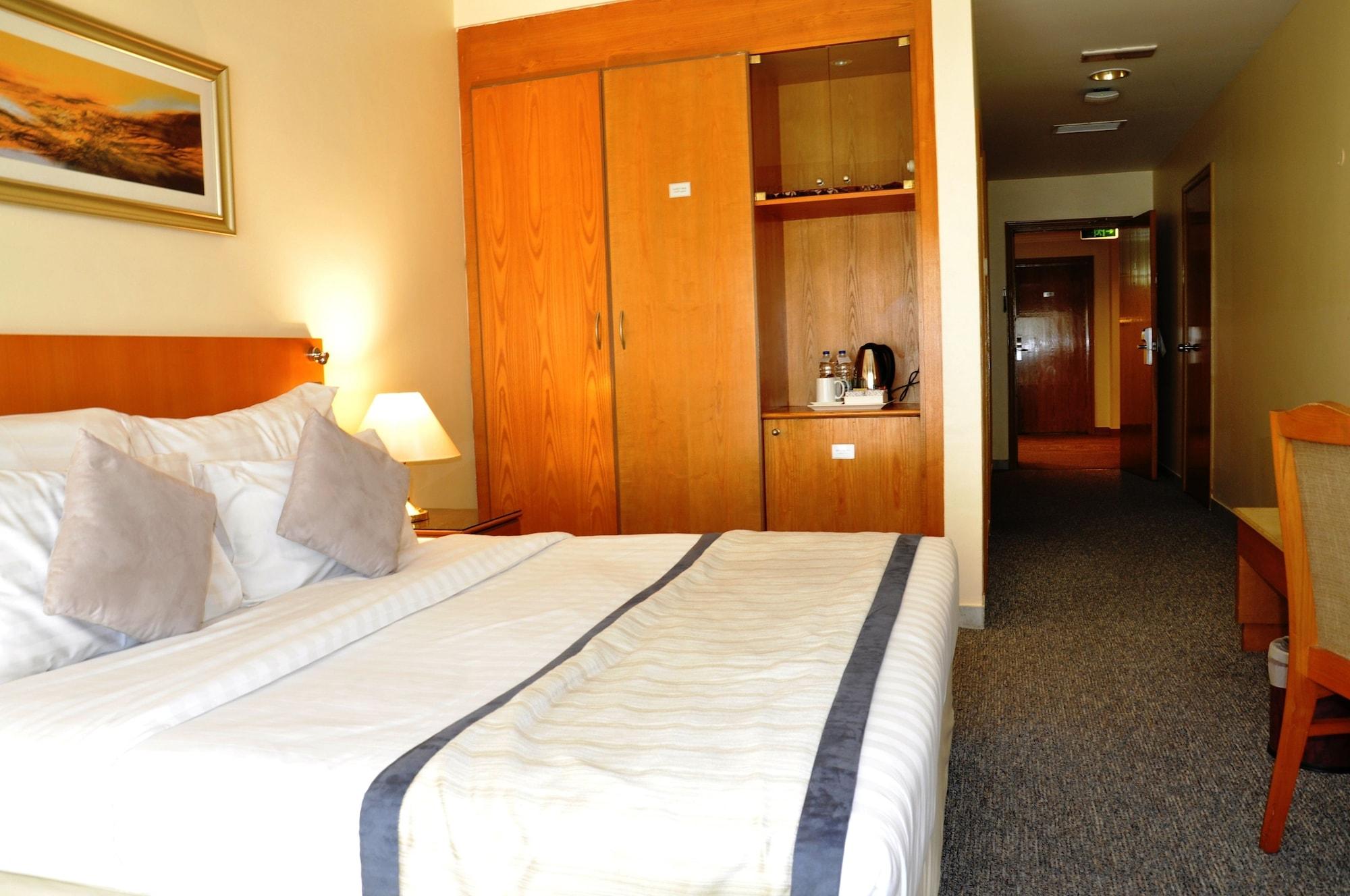 Lavender Deira Hotell