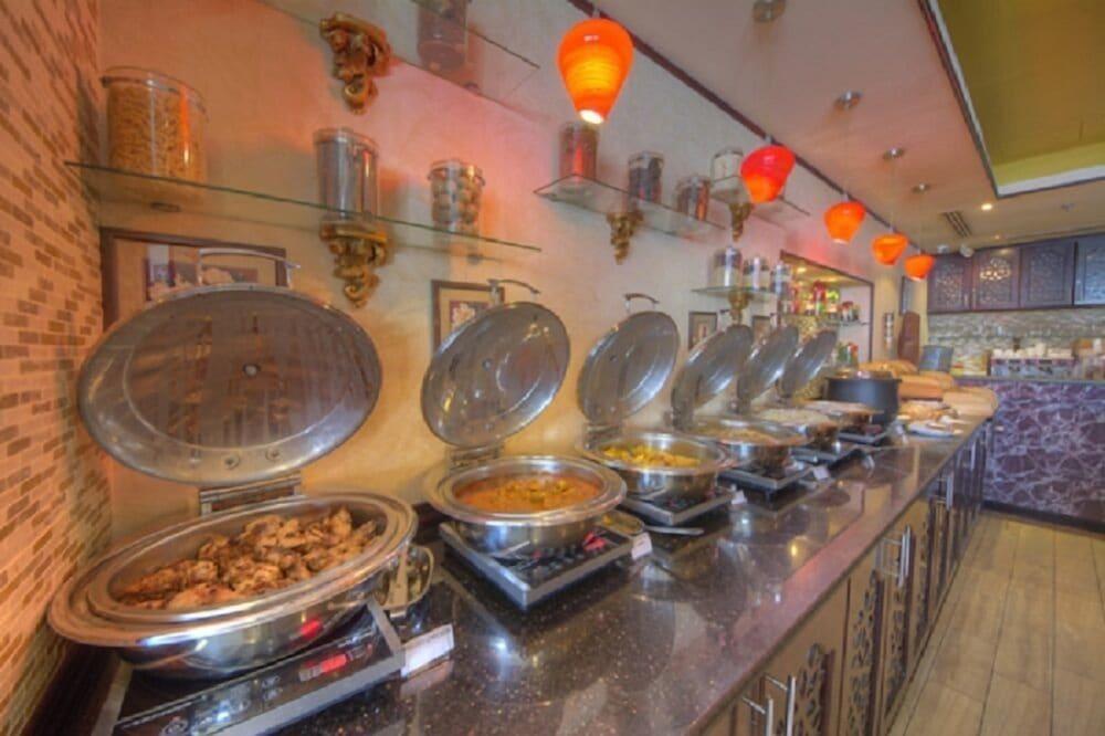 Fortune Pearl Hotell 3*