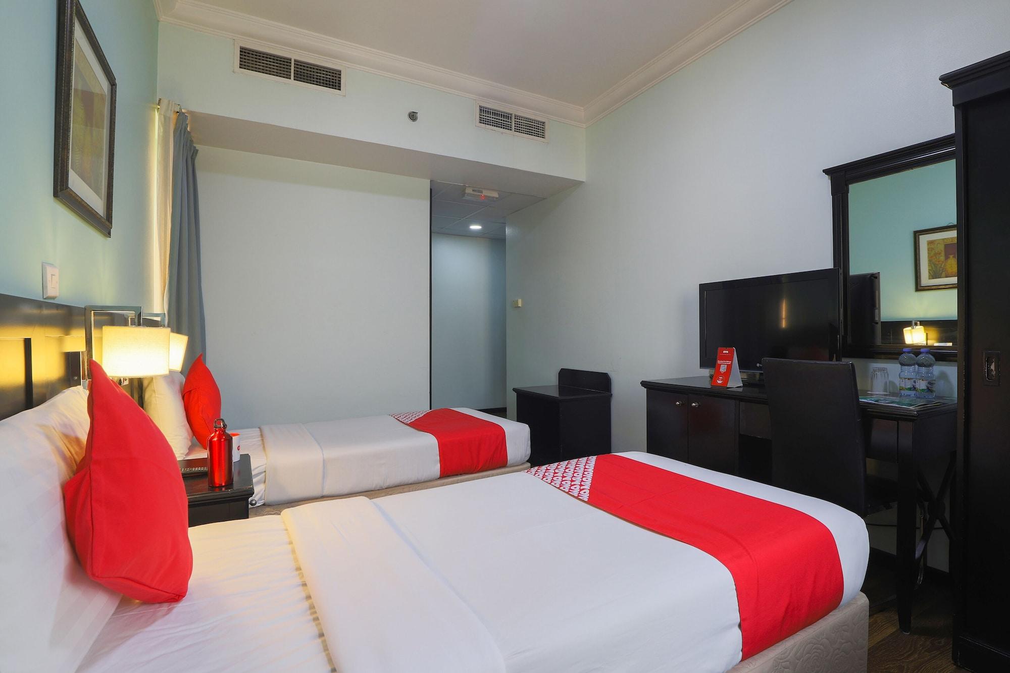 Eureka Hotel 2*