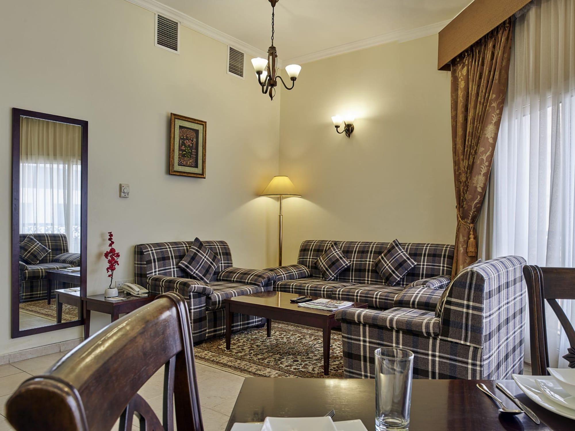 Arabian Dreams Aparthotel
