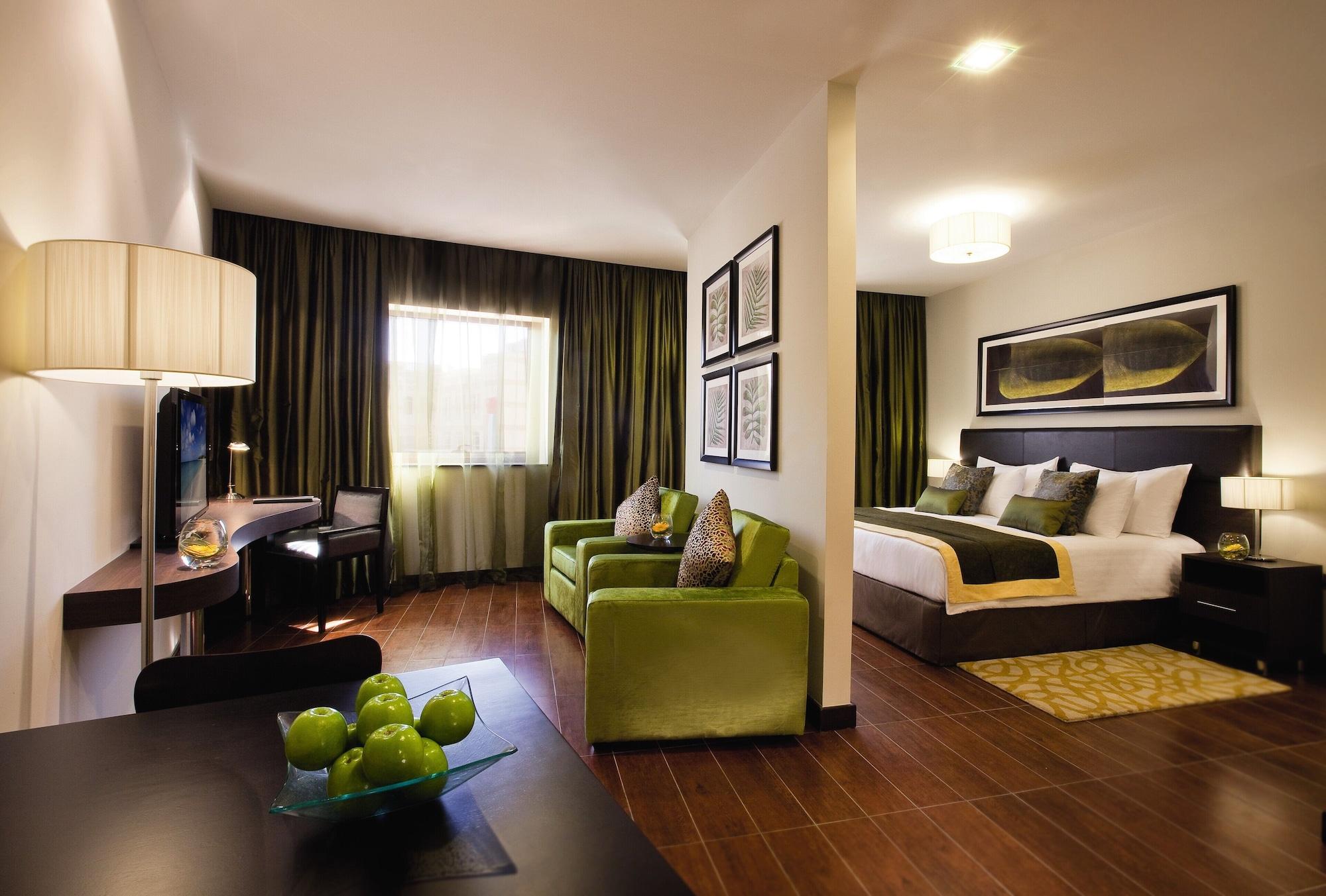 Aparthotel Mövenpick Al Mamzar 5*