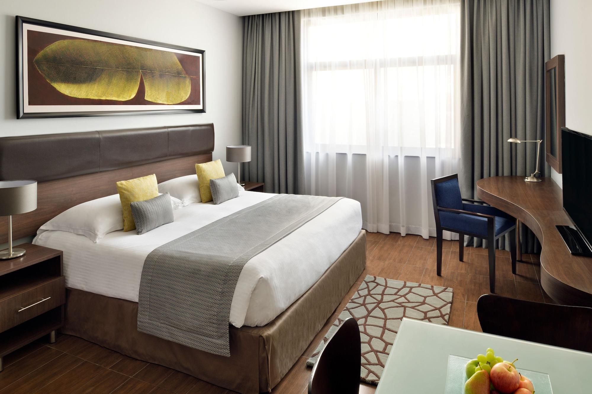 Aparthotel Mövenpick Al Mamzar 5*