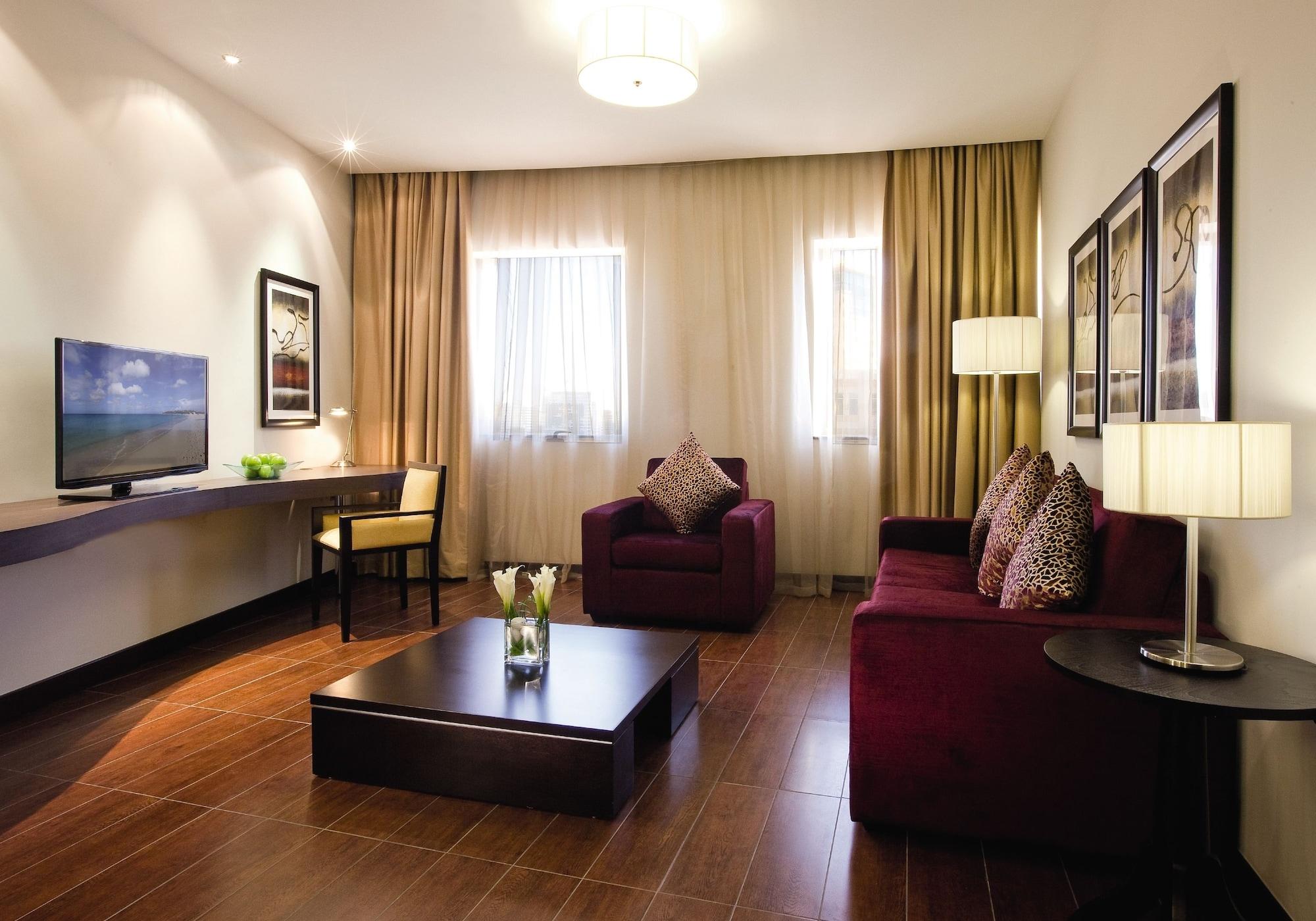 Mövenpick Al Mamzar 5*