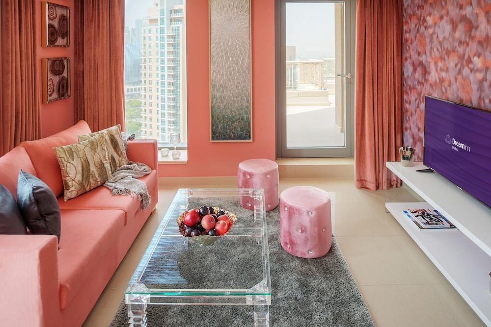 Dream - With Private Terrace, 29 Boulevard Downtown * Dubai
