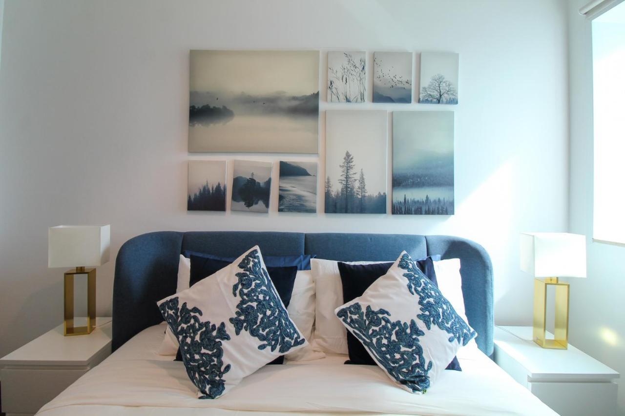 Stylish & Brand New 1 Bedroom. Marina Apartment Dubai